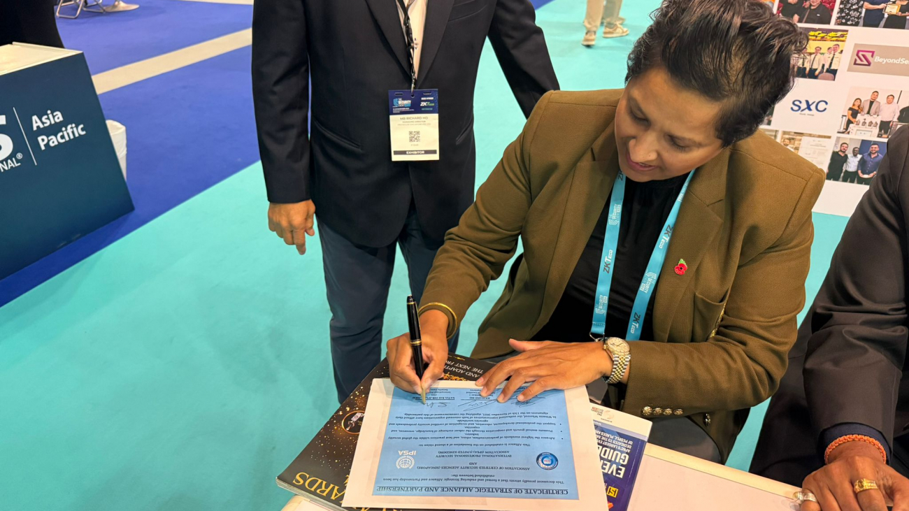 WhatsApp Image 2025-11-13 at 19.49.18