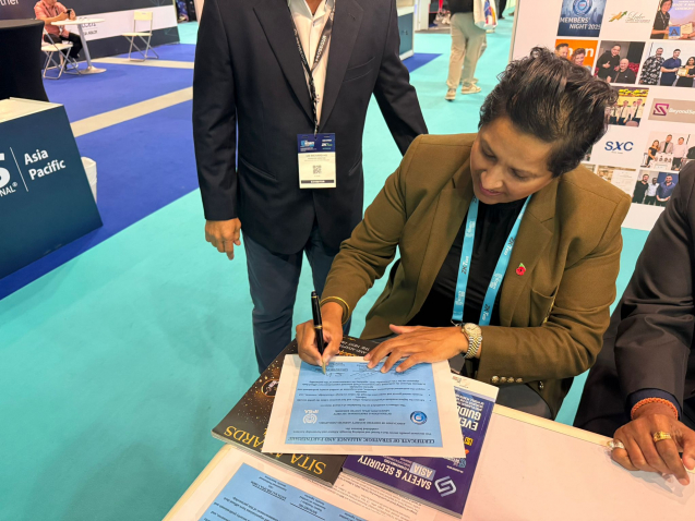 WhatsApp Image 2025-11-13 at 19.49.18